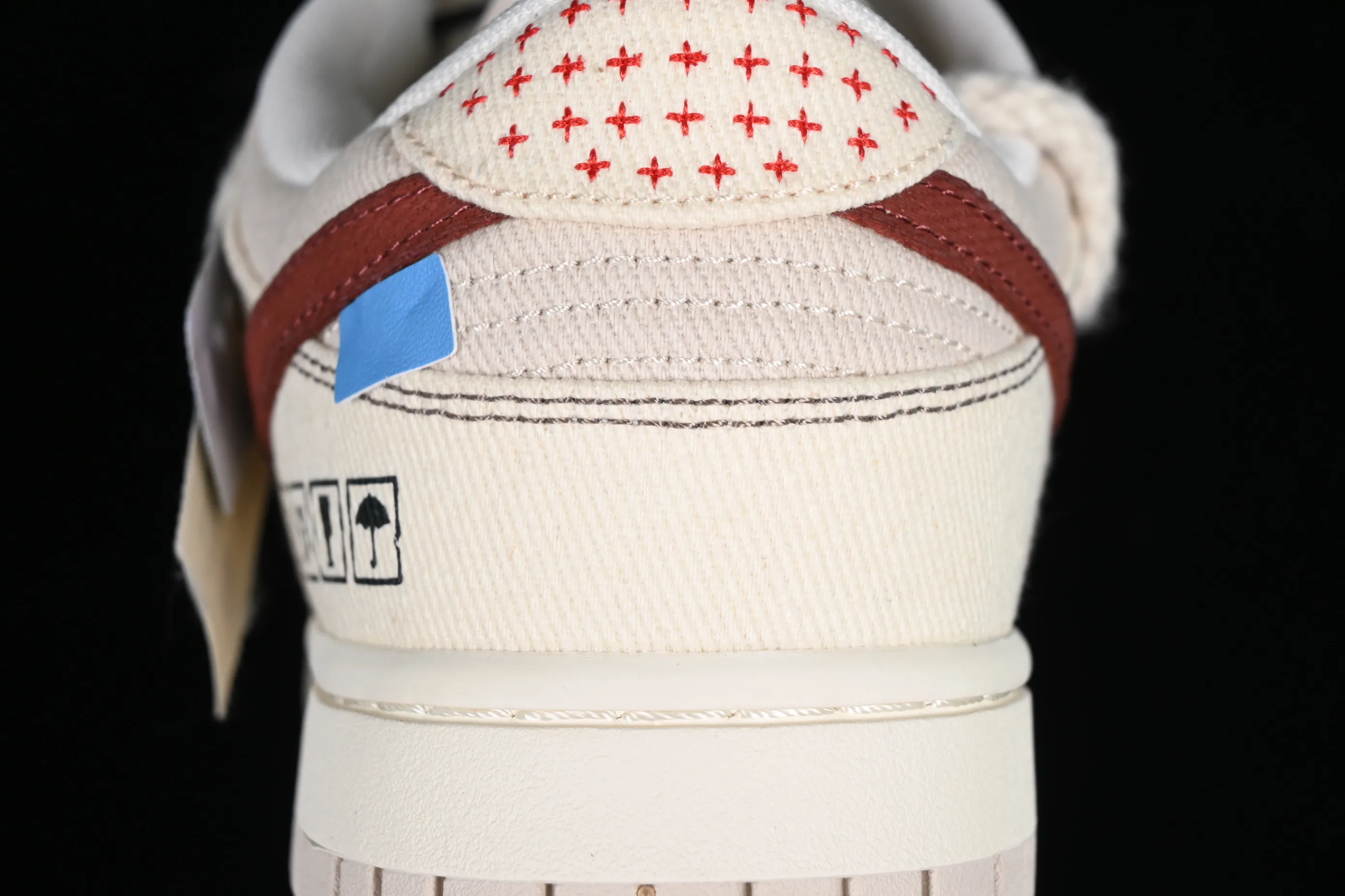 All categories Nk SB Dunk series Nk SB Dunk Low low-top sneakers Nk Dunk Low Outdoor wear high street style Sashiko embroidery Retro hemp rope deconstruction SB low-top casual sneakers DV0834-100